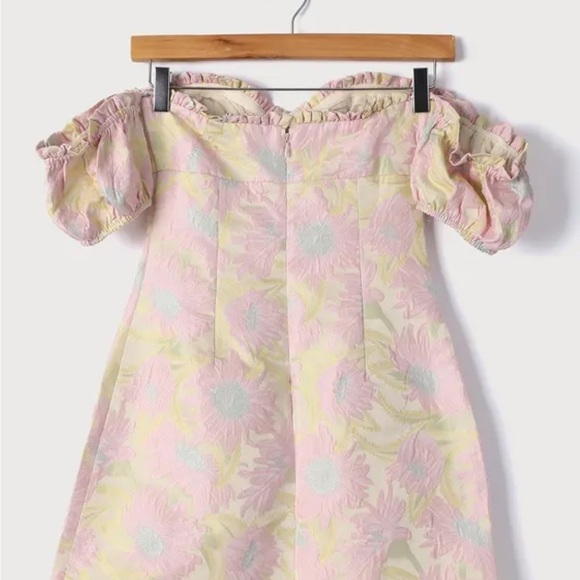 Lulus banquet invitation jascuard Floral Off-Shoulder Dress nwt - Picture 5 of 6